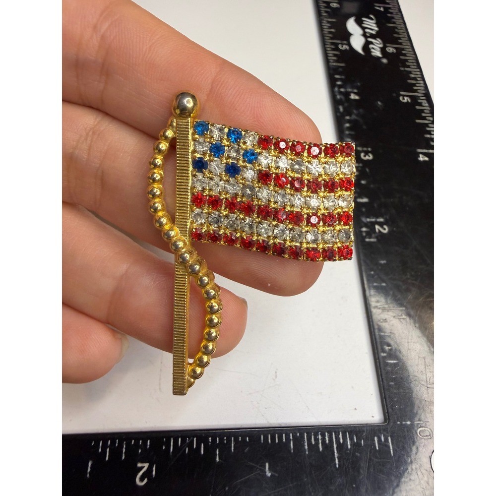 Gold Tone American Flag Rhinestone Brooch Patriotic Red White Blue Pin